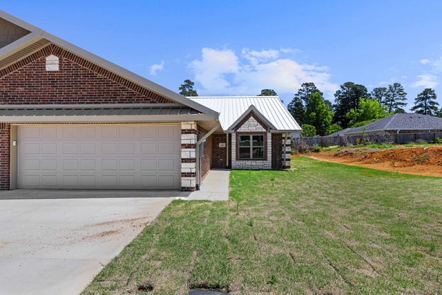 1623 Big Bend, Longview, TX 75605
