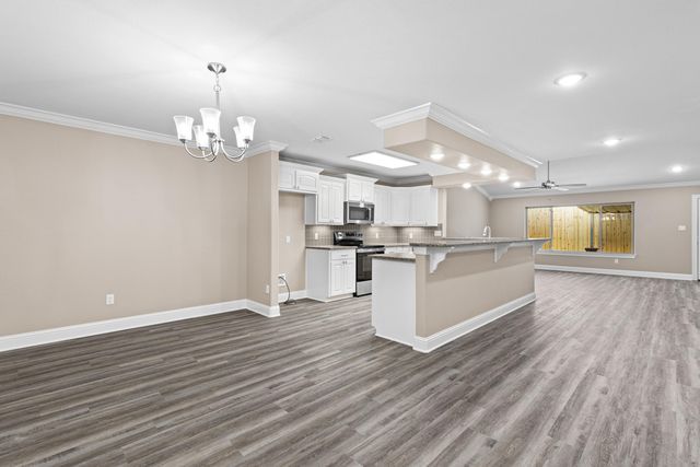 1623 Big Bend, Longview, TX 75605