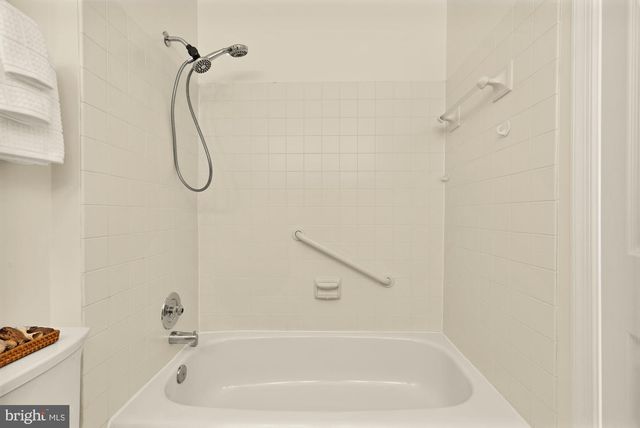 4629 4TH RD N, Arlington, VA 22203