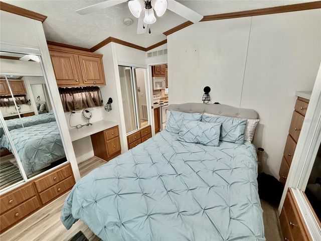 3012 NE 104TH AVENUE, Silver Springs, FL 34488