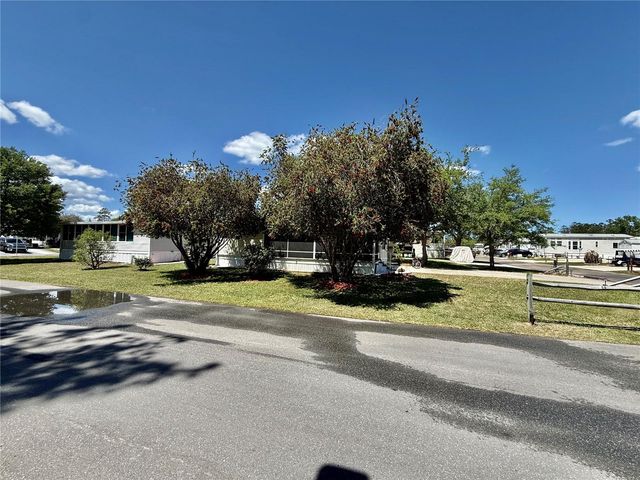 3012 NE 104TH AVENUE, Silver Springs, FL 34488