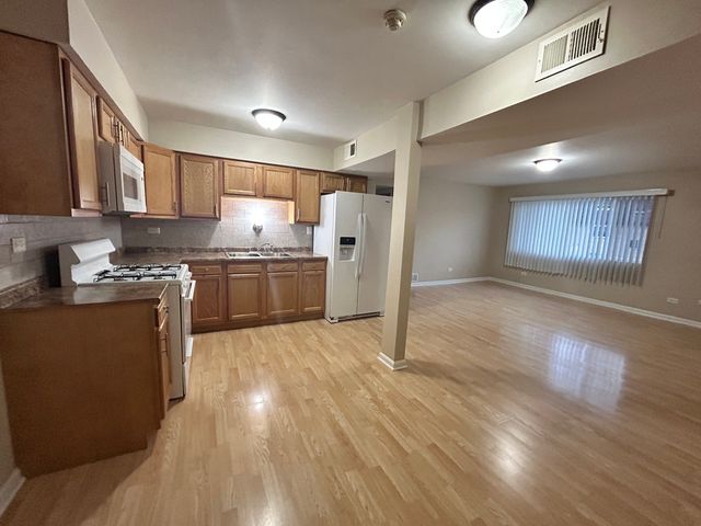 6616 104th Place 5, Chicago Ridge, IL 60415