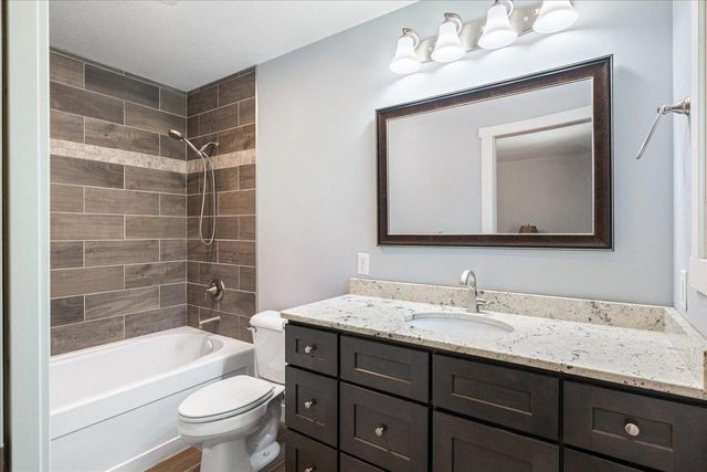 1023 Lincoln STREET, Onalaska, WI 54650