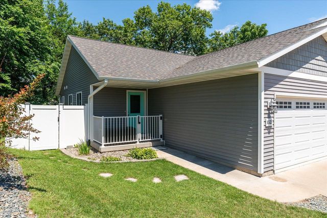 1023 Lincoln STREET, Onalaska, WI 54650