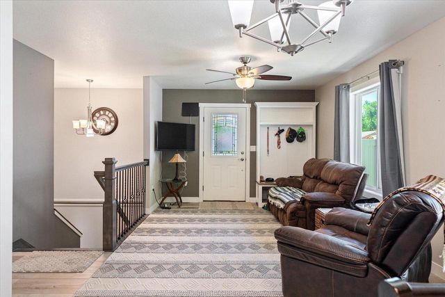 1023 Lincoln STREET, Onalaska, WI 54650