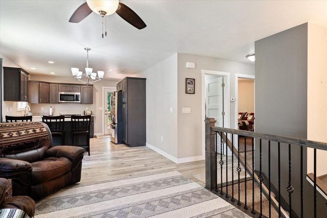 1023 Lincoln STREET, Onalaska, WI 54650