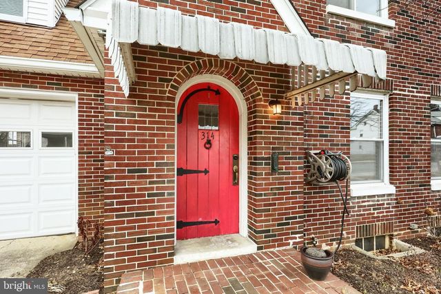 314 S PLEASANT AVE, Dallastown, PA 17313