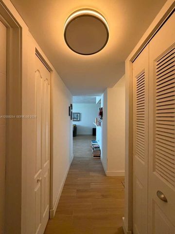 9020 NE 8th Avenue 1D, Miami Shores, FL 33138