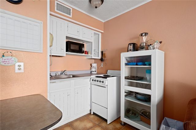 3938 Surfside Blvd 3111, Corpus Christi, TX 78402