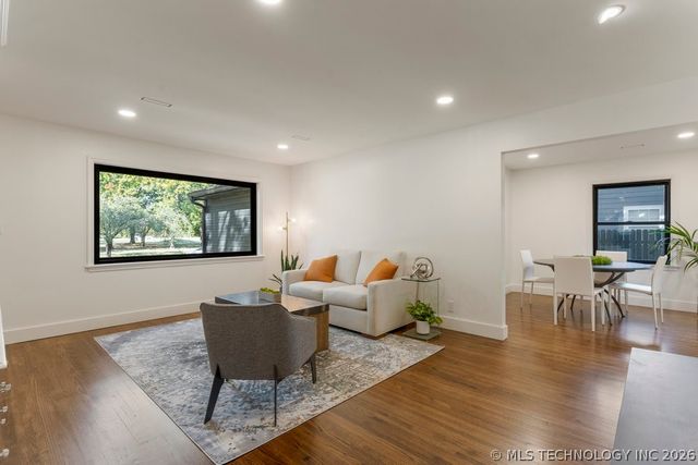 4907 S Boston Avenue, Tulsa, OK 74105