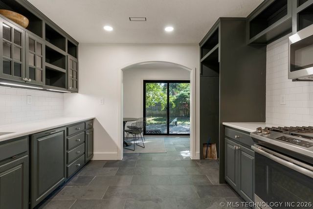 4907 S Boston Avenue, Tulsa, OK 74105