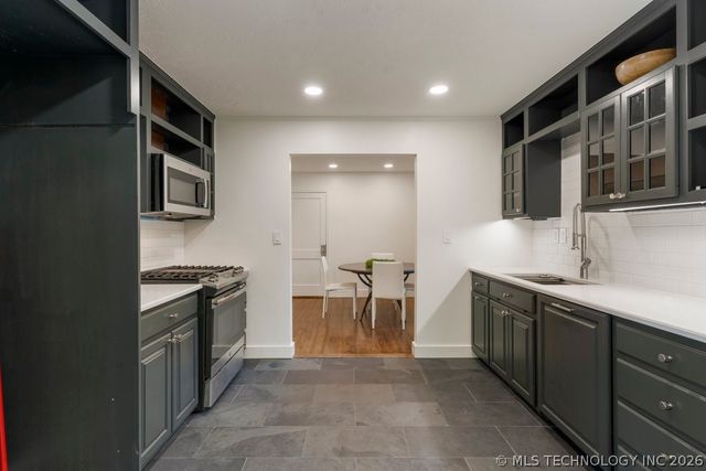 4907 S Boston Avenue, Tulsa, OK 74105