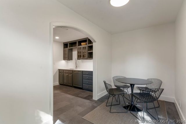 4907 S Boston Avenue, Tulsa, OK 74105