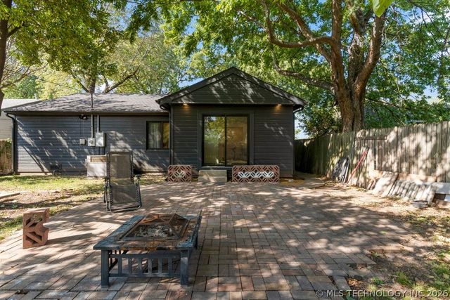 4907 S Boston Avenue, Tulsa, OK 74105