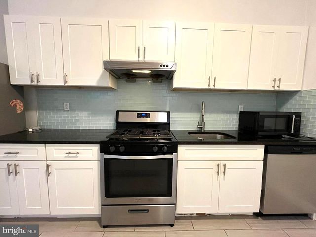 4821 RIDGE AVE, Philadelphia, PA 19129
