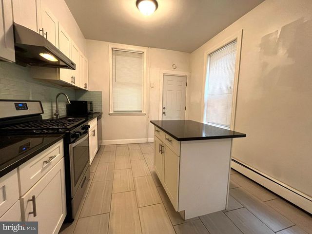 4821 RIDGE AVE, Philadelphia, PA 19129