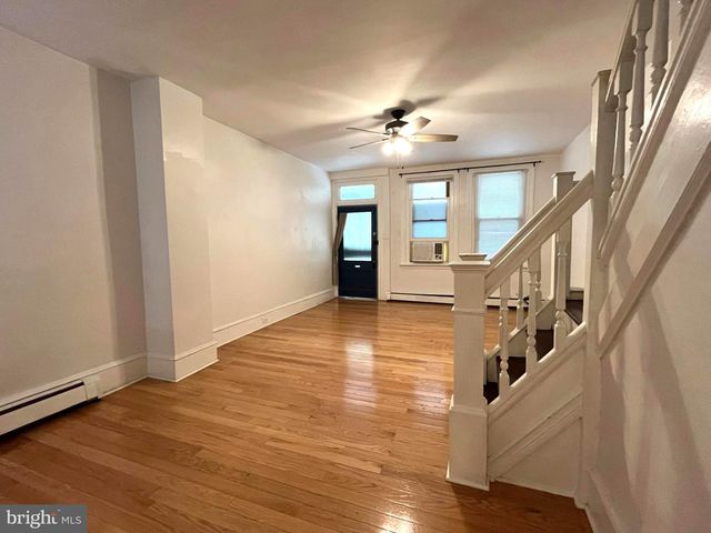 4821 RIDGE AVE, Philadelphia, PA 19129