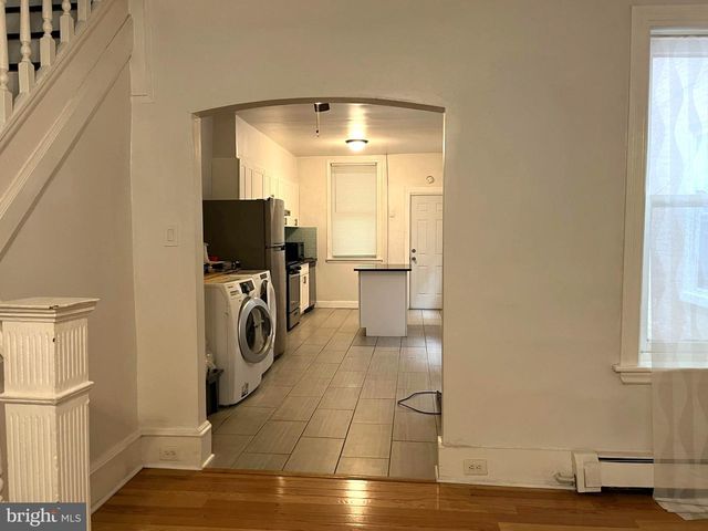 4821 RIDGE AVE, Philadelphia, PA 19129