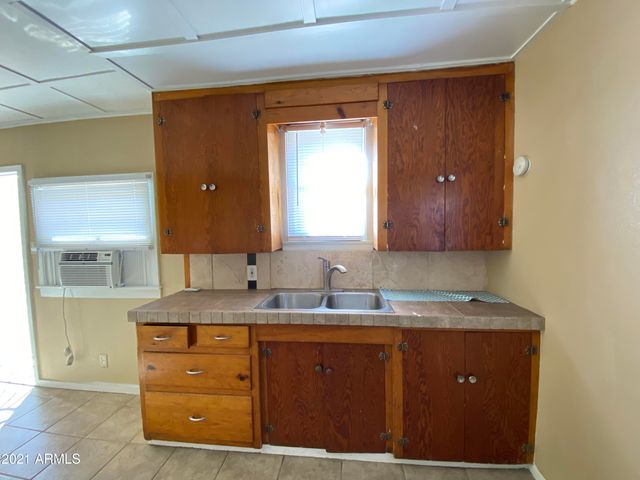 1037 N 25TH Street 2, Phoenix, AZ 85008