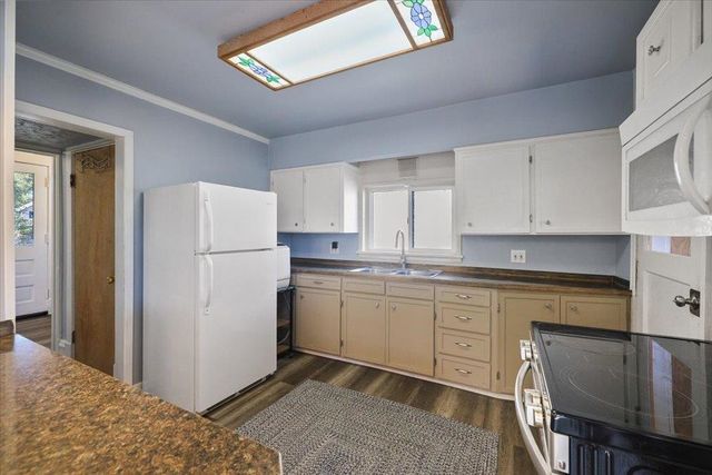 2514 N HAMILTON St, Spokane, WA 99207
