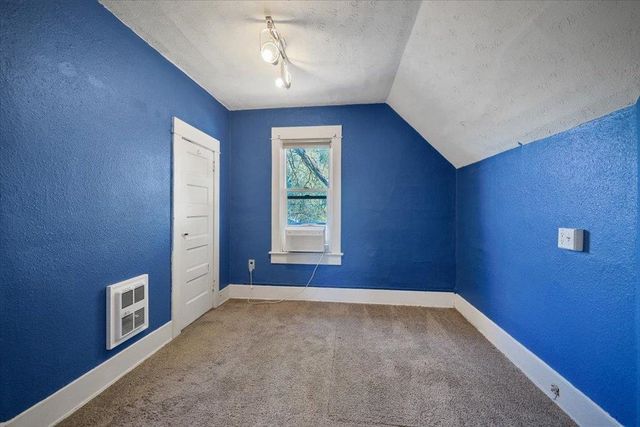 2514 N HAMILTON St, Spokane, WA 99207