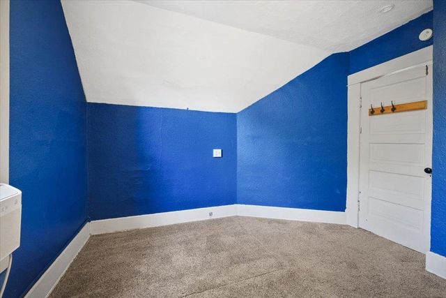 2514 N HAMILTON St, Spokane, WA 99207