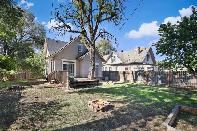2514 N HAMILTON St, Spokane, WA 99207