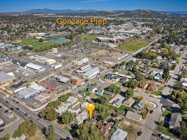 2514 N HAMILTON St, Spokane, WA 99207