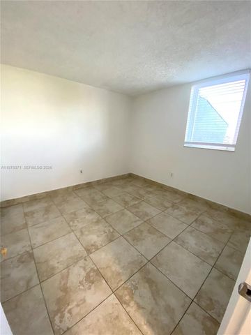 10090 NW 80th Ct 1553, Hialeah Gardens, FL 33016