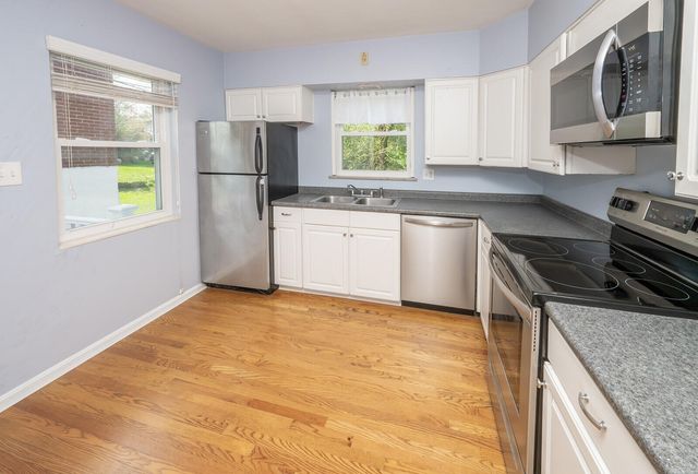 1604 E Henry Clay Avenue, Fort Wright, KY 41011