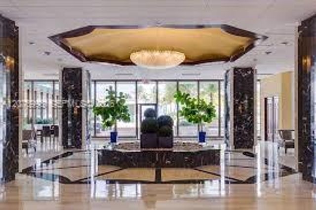 5161 Collins Avenue 815, Miami Beach, FL 33140