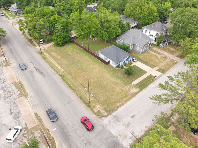 930 S Mirick Avenue, Denison, TX 75020