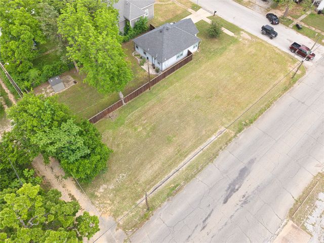 930 S Mirick Avenue, Denison, TX 75020