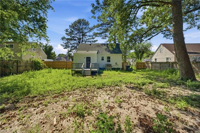 6220 Tidewater DR, Norfolk, VA 23509