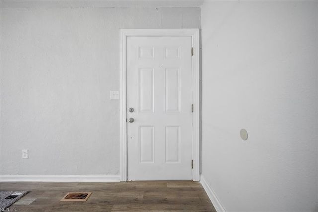 6220 Tidewater DR, Norfolk, VA 23509