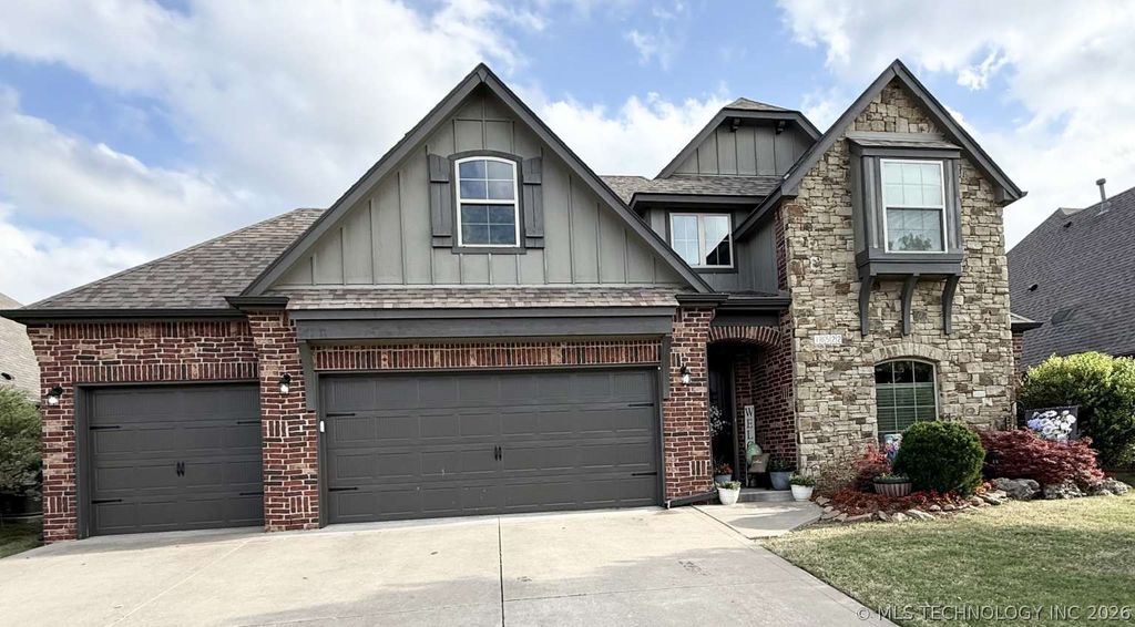 18522 E 42nd Street, Tulsa, OK 74134