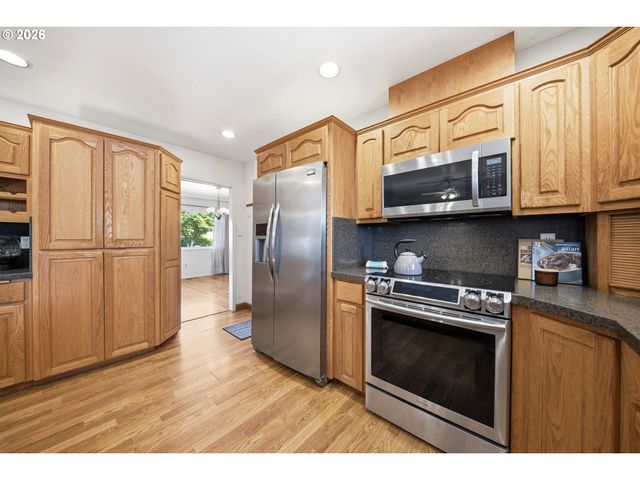 3237 Ne 131ST Ave, Portland, OR 97230