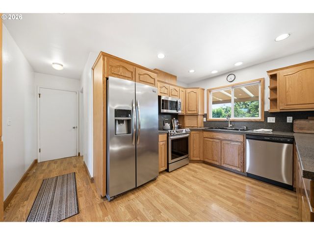 3237 Ne 131ST Ave, Portland, OR 97230