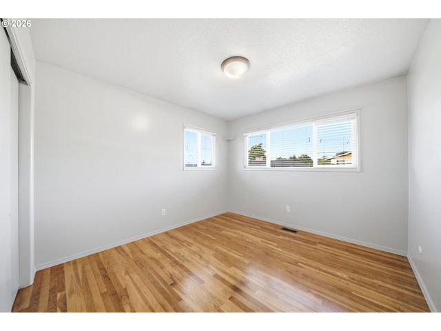 3237 Ne 131ST Ave, Portland, OR 97230