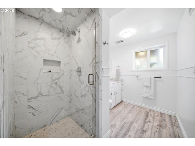 3237 Ne 131ST Ave, Portland, OR 97230