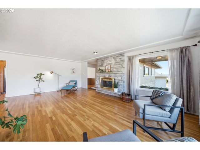 3237 Ne 131ST Ave, Portland, OR 97230