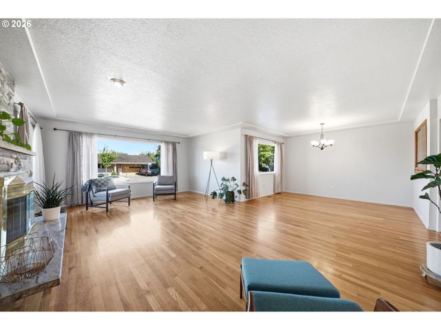 3237 Ne 131ST Ave, Portland, OR 97230