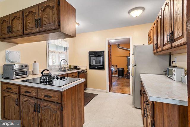 123 PLUMTREE LN, Willingboro, NJ 08046