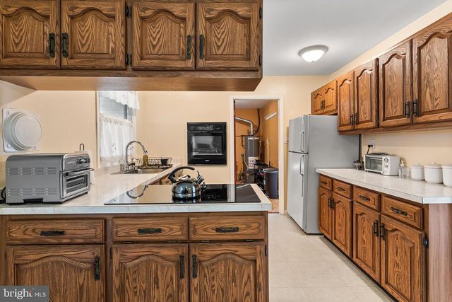 123 PLUMTREE LN, Willingboro, NJ 08046