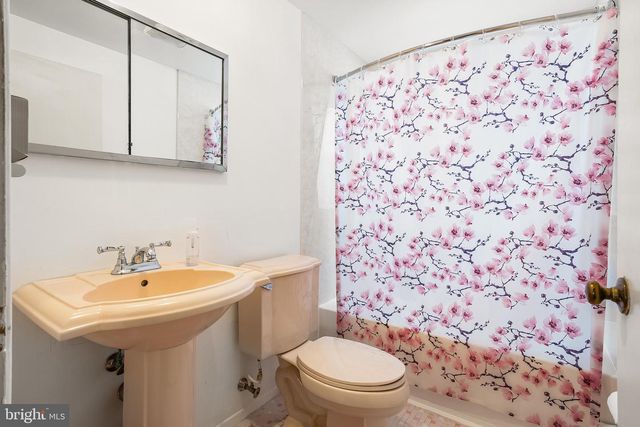 123 PLUMTREE LN, Willingboro, NJ 08046