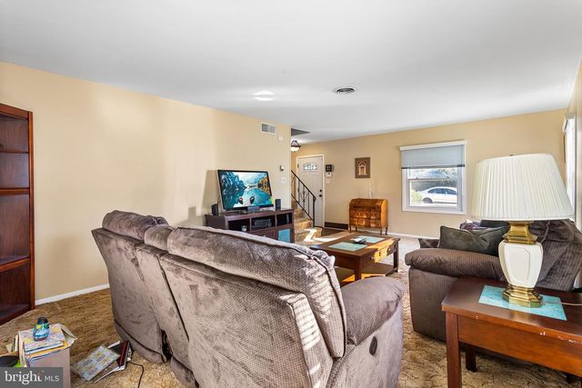 123 PLUMTREE LN, Willingboro, NJ 08046