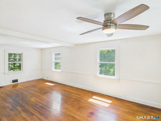 32 Liberty Street, Madison, CT 06443