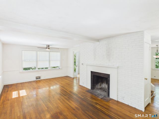 32 Liberty Street, Madison, CT 06443