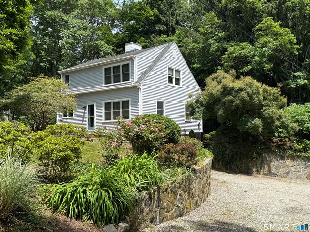32 Liberty Street, Madison, CT 06443