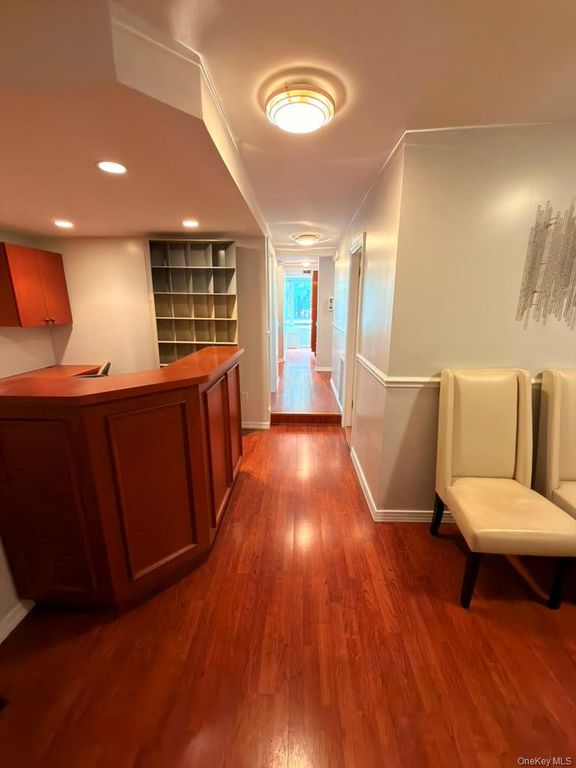 155 W 68th Street 2-27, New York (manhattan), NY 10023 — exterior